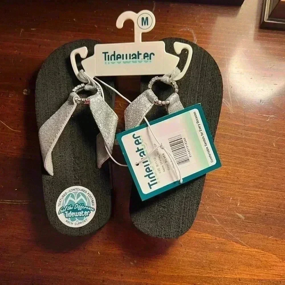 Toddler Size 11-12 Tidewater Silver Sparkling Loop Flip- Flops